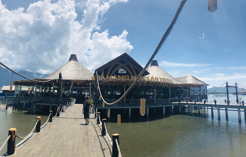 VietPearl Seafood Restaurant