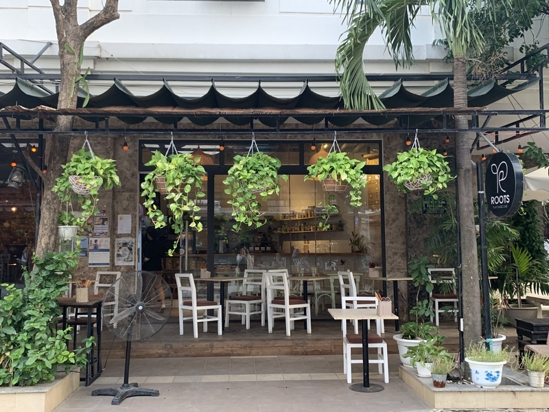 ダナンのヘルシーカフェROOTSからデリバリー