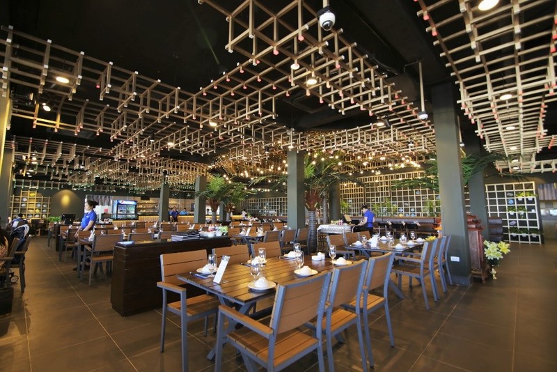 ダナン海辺の海鮮料理レストランHải Sản Phố