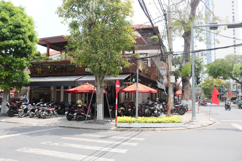 創業30年以上！老舗カフェでベトナム人になりきろう