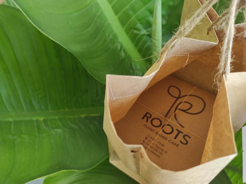 ダナンのヘルシーカフェROOTSからデリバリー