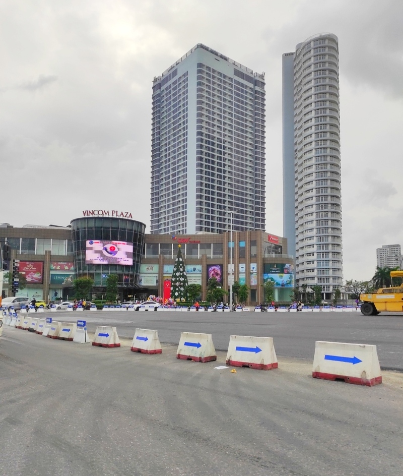 2021年12月以前は芝がありました。