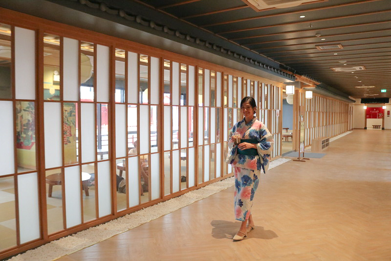 三日月ウォーターパーク365内に2店舗開業