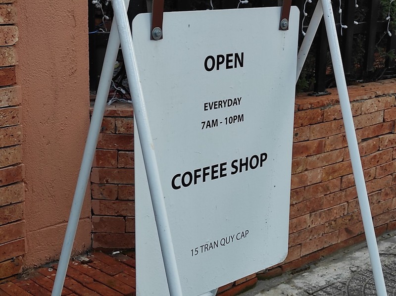 町側にできた西洋風のおしゃれカフェが今人気！