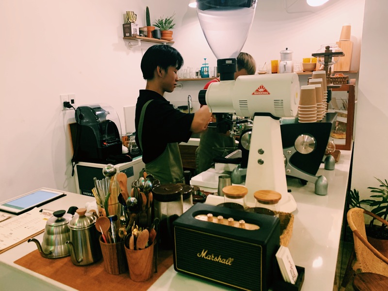 地元のベトナム人の若い人に今人気なDâu Ngọt