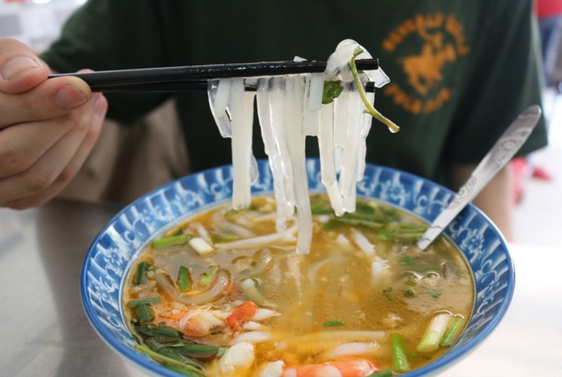 バインカインガー：Bánh Canh Nga