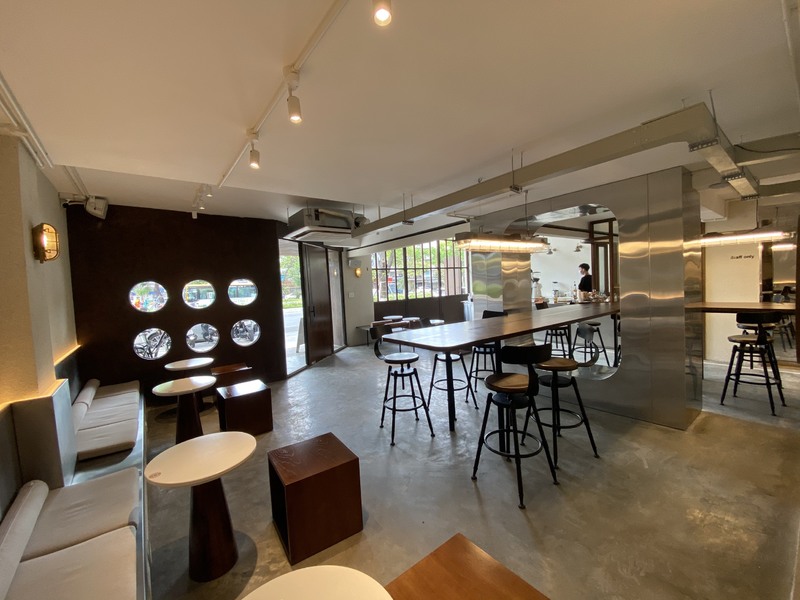 とにかくお洒落さんに人気！ 意外とノマドカフェとしても利用できそう♪