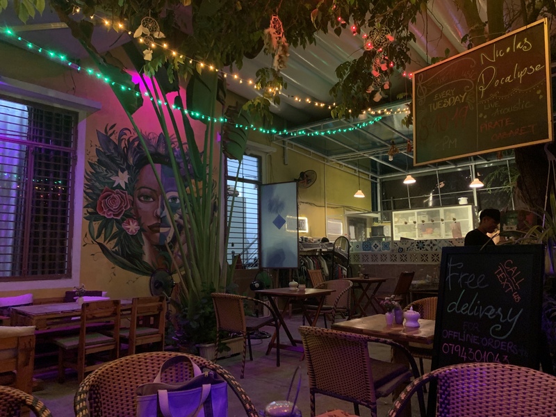 レストランIRINI Cafe