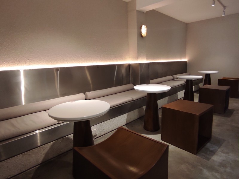 とにかくお洒落さんに人気！ 意外とノマドカフェとしても利用できそう♪