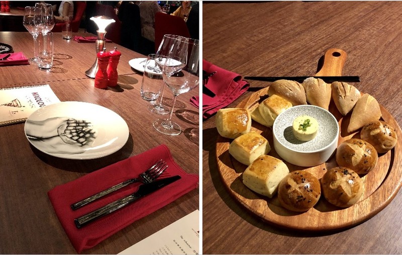 メニューは韓国語、中国語、英語、ベトナム語で用意されています。