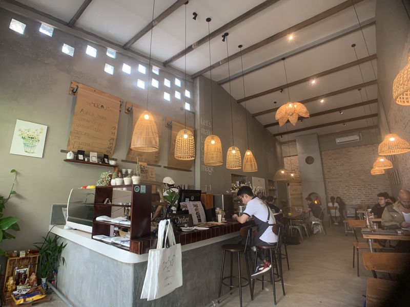 店内はワンフロア