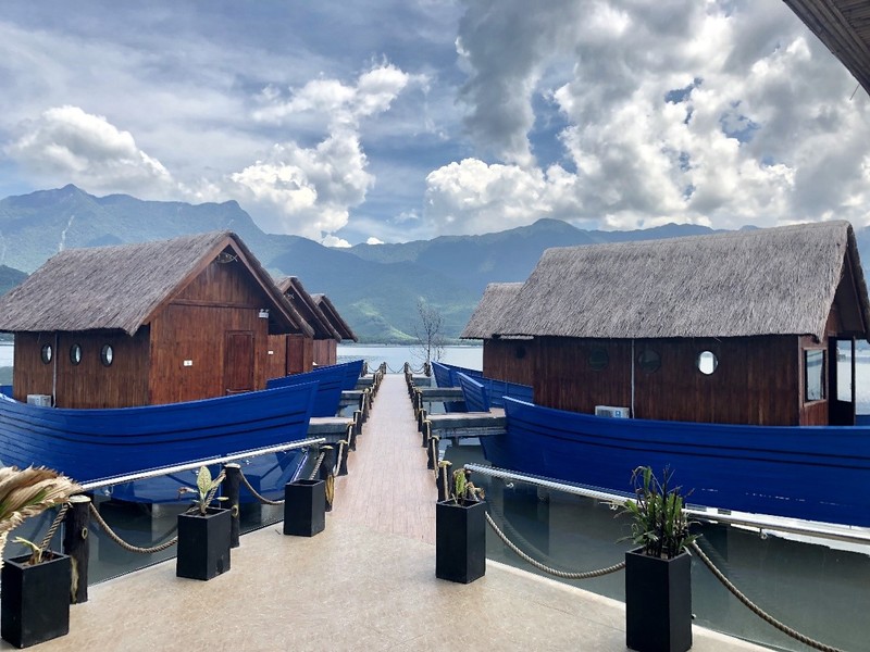 VietPearl Seafood Restaurant