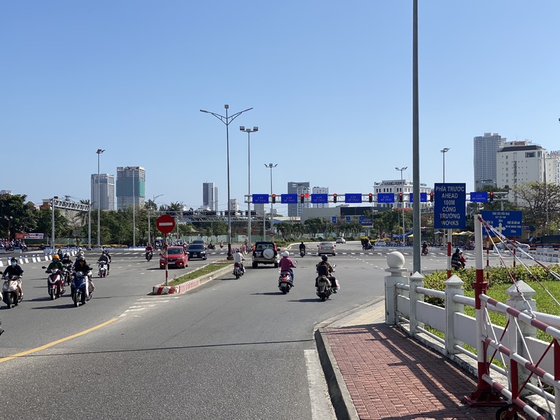 ハン川から下っていく風景