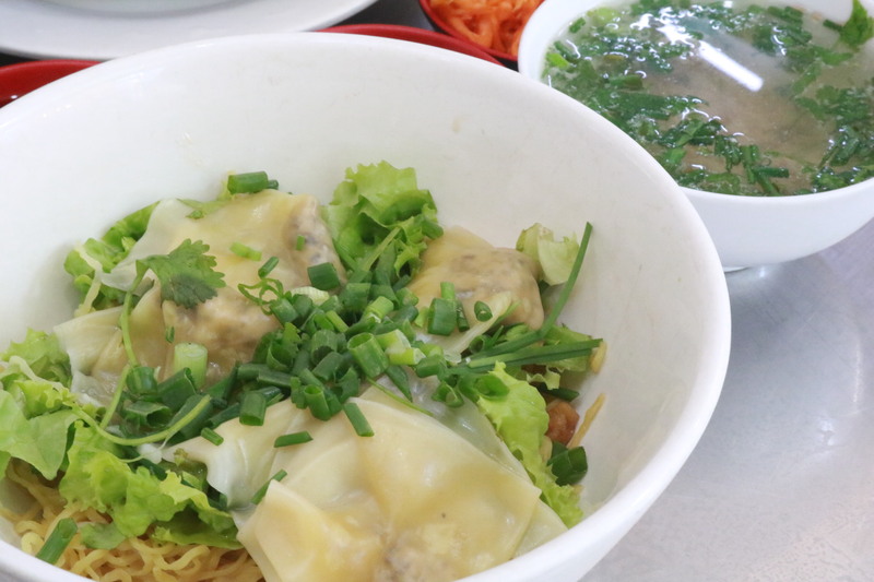 Tiệm Ăn Chợ Lớn(チョー市場料理屋)