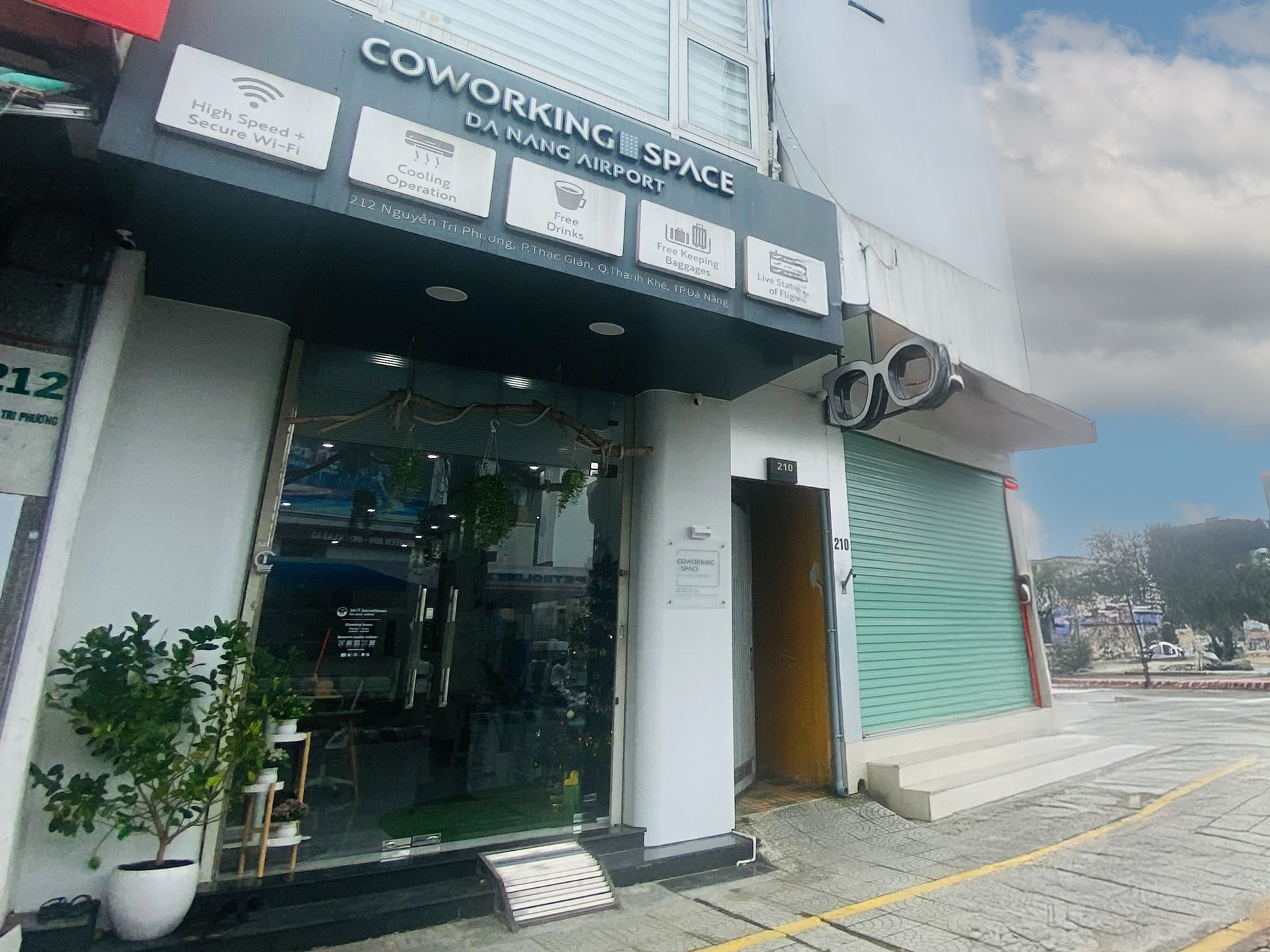 COWORKING SPACE DA NANG AIRPORT　