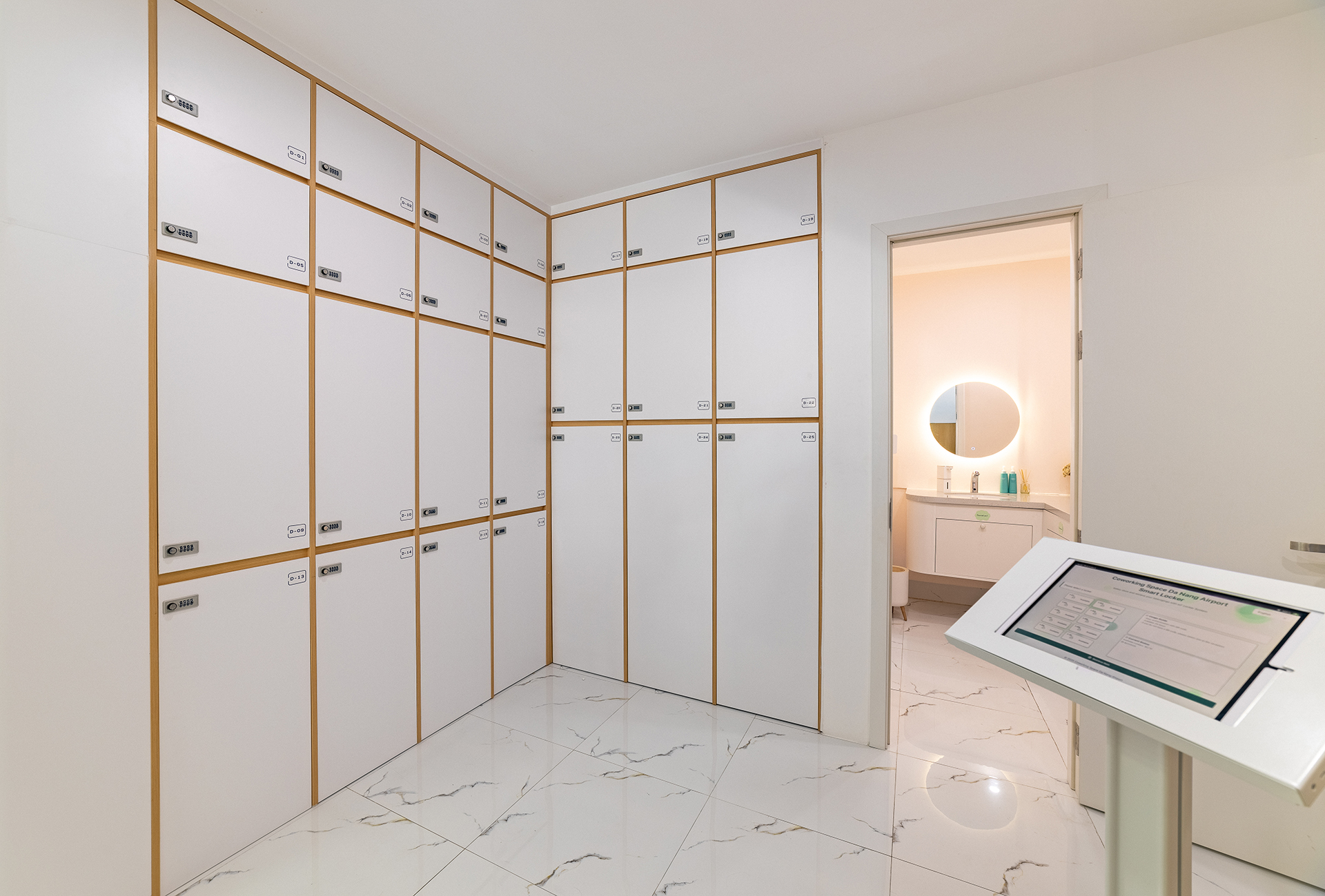 COWORKING SPACE DA NANG AIRPORT　