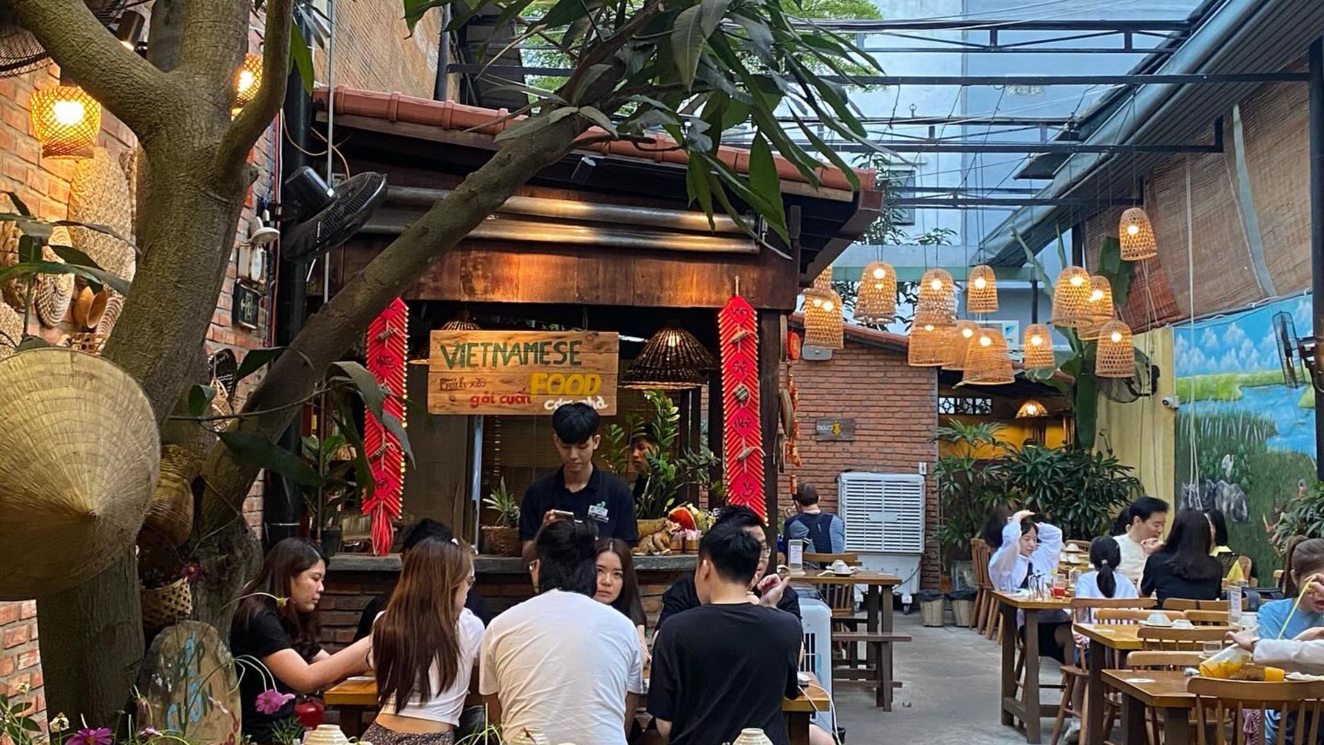 写真:<a href="https://www.facebook.com/photo.php?fbid=904078711727784&set=pb.100063769905358.-2207520000&type=3&locale=vi_VN" target="_blank" rel="noopener noreferrer">公式Facebookより引用</a>