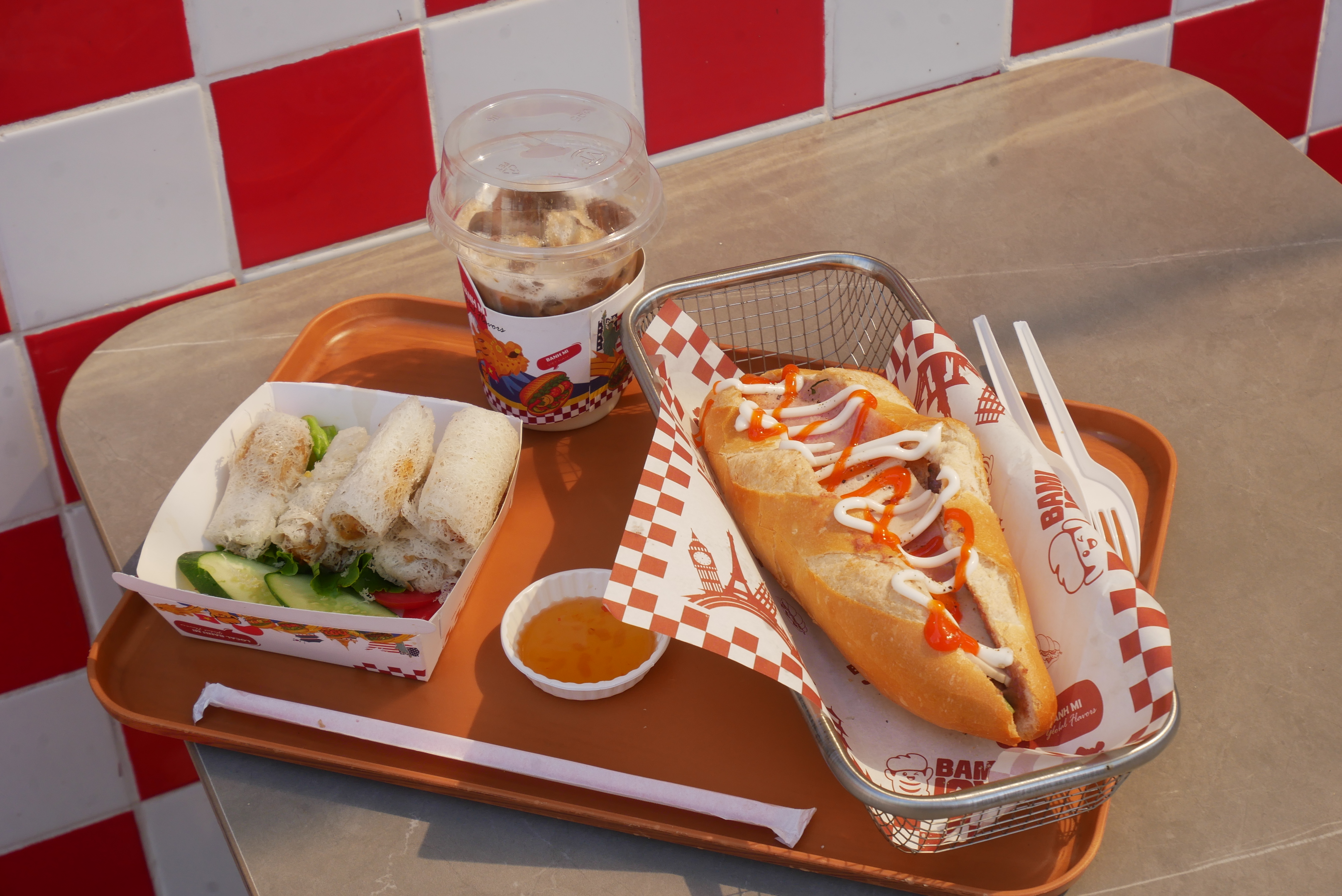 ダナンバインミー