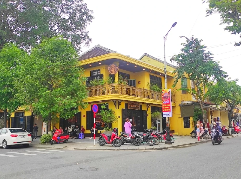 ホイアンカフェ