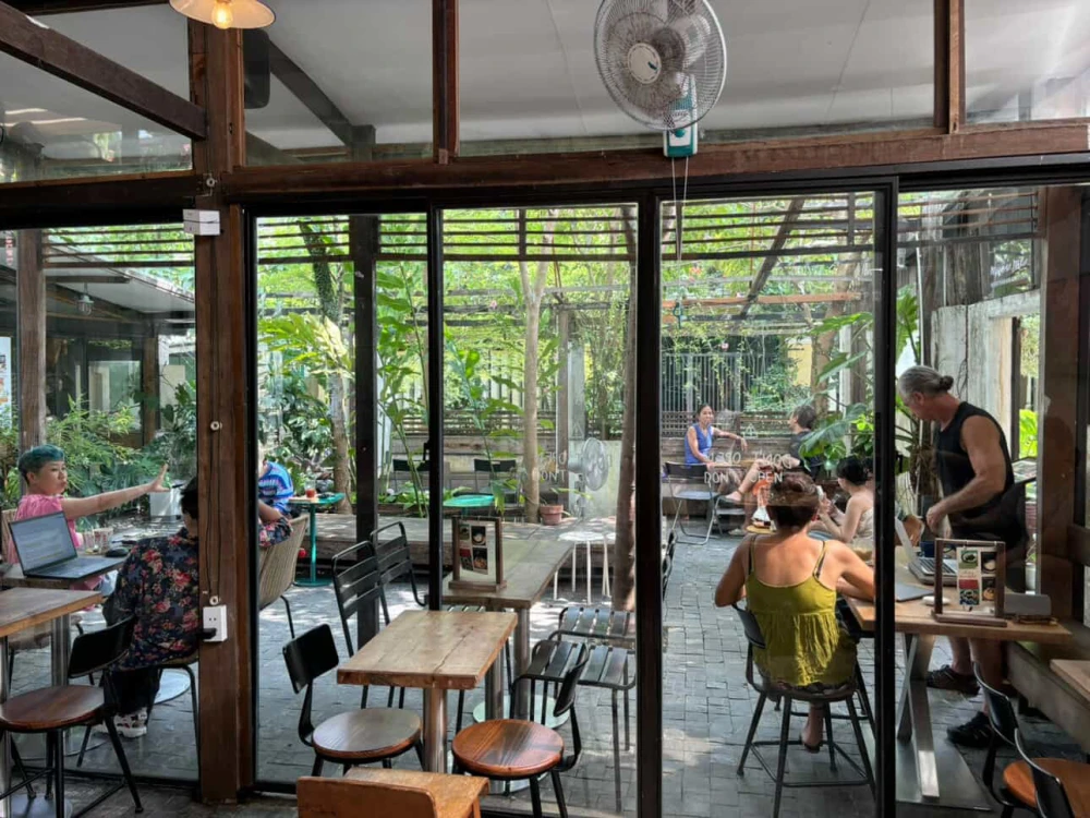 ホイアンカフェ