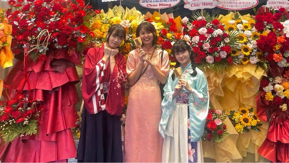 よさこいつばめクラブ。 日本語が上手だったのでビュッフェ並んでいるときにお友達になりました！