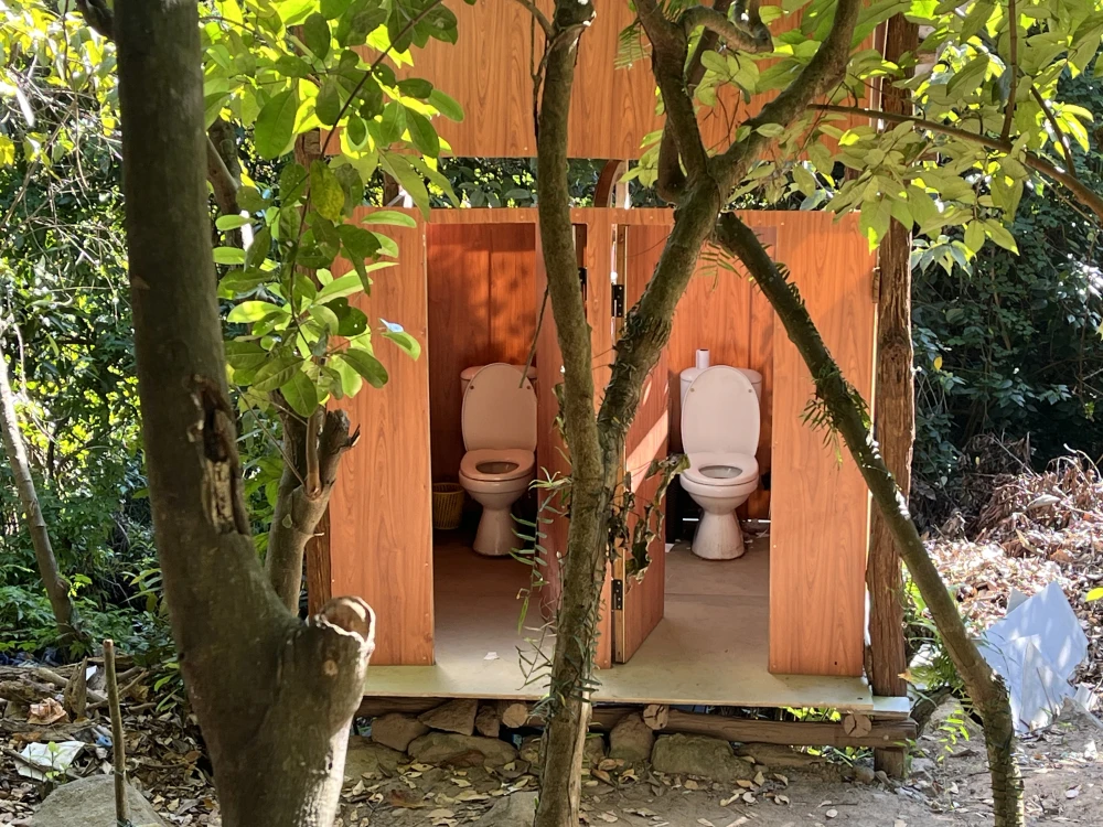 トイレはありますが、簡易的