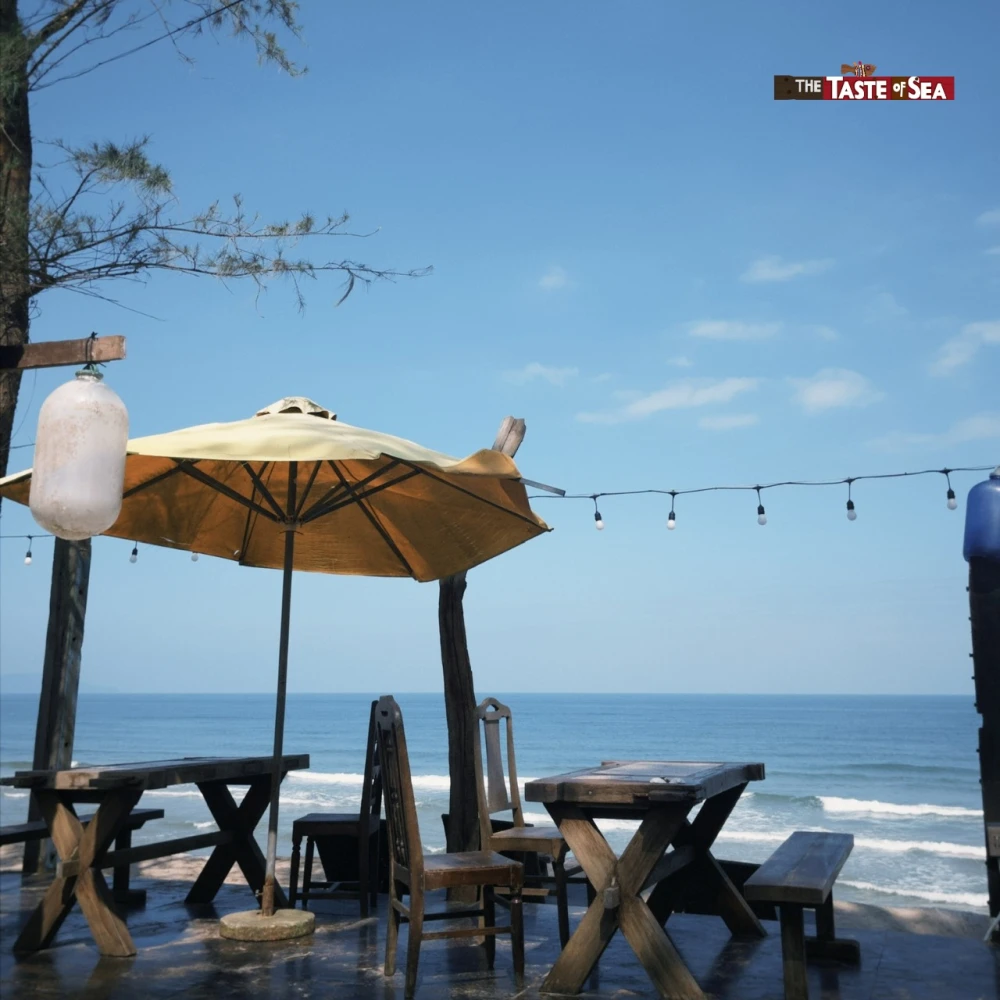 ホイアンビーチカフェ