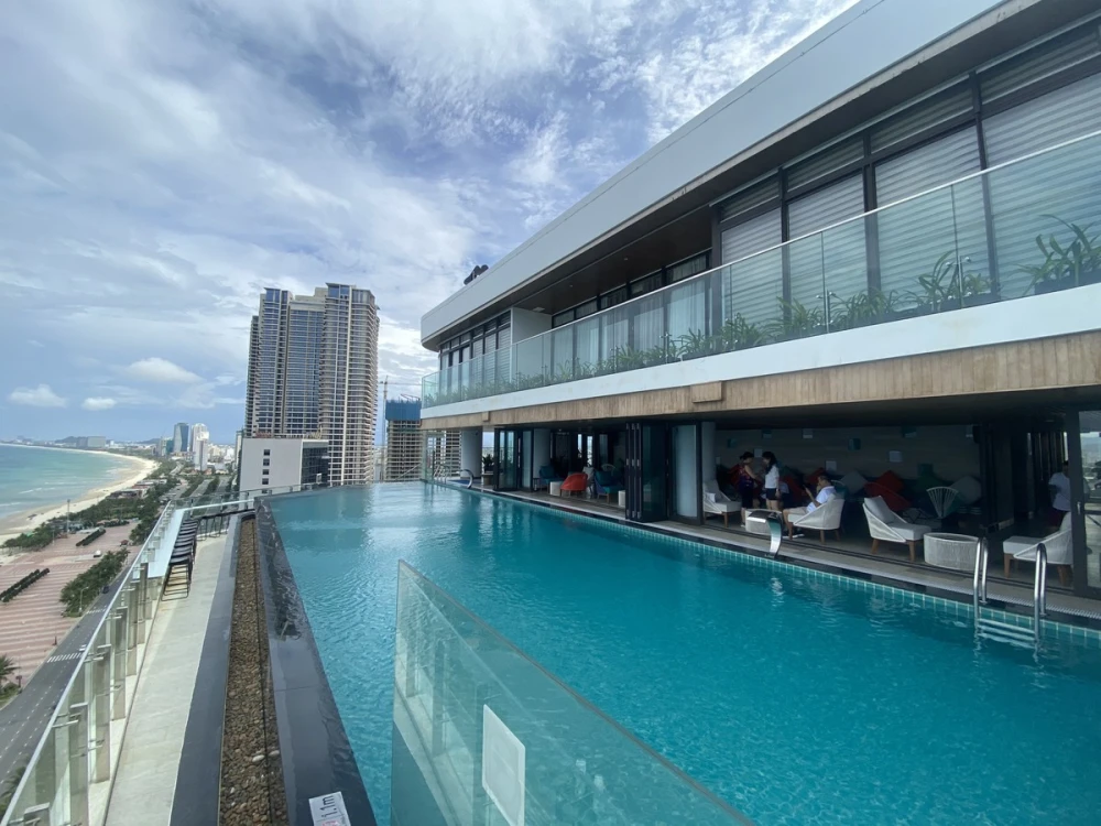 ダナンルーフトップバー