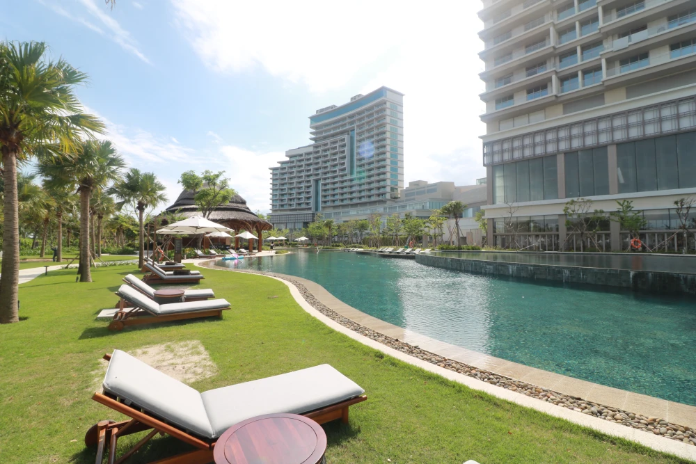 Hoiana Hotel &amp; Suites