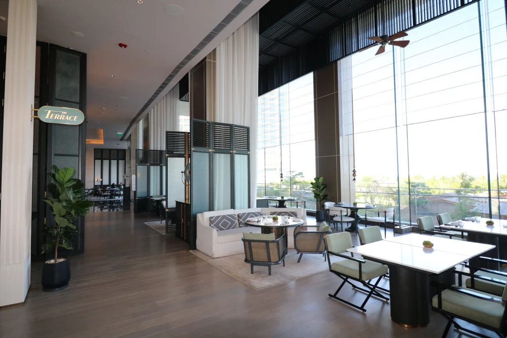 Hoiana Hotel &amp; Suites