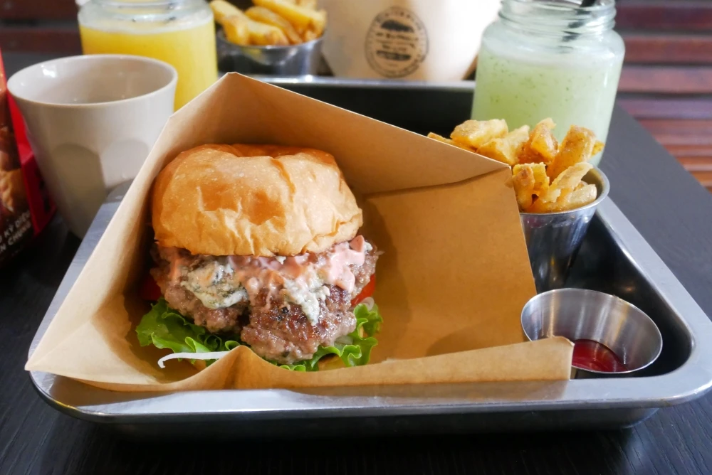 ダナンハンバーガー