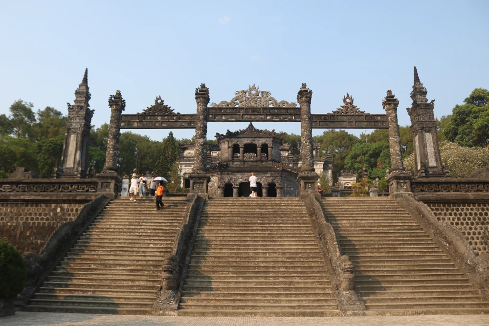 カイディン帝廟