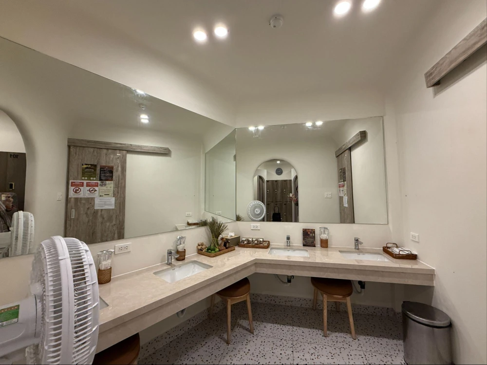 Oneness Retreat Da Nang