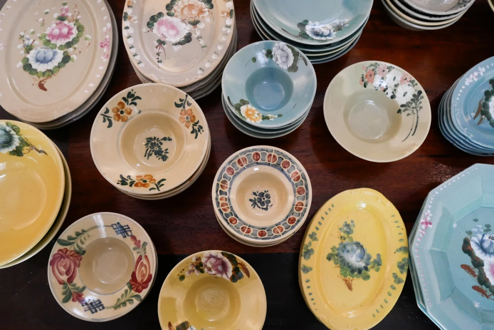 新品未使用　Nang ceramic 大皿　ピンク2枚 ホイアンお土産でチェックしたい！ニューソンべ焼きで有名なNang