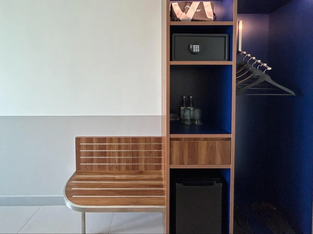 WINK HOTEL