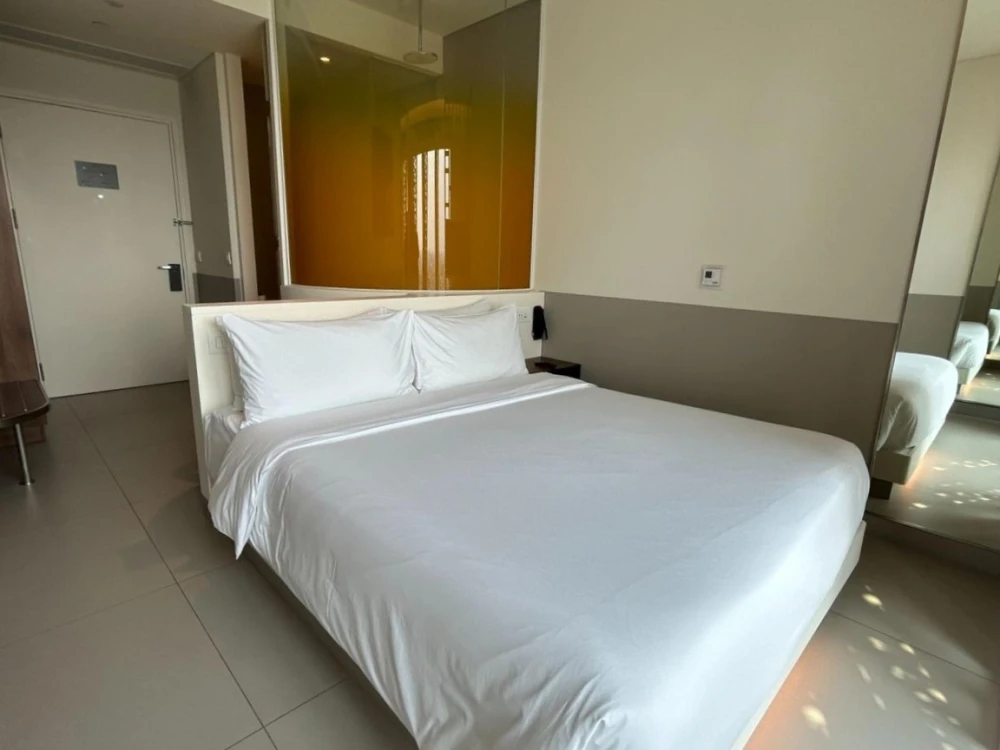 WINK HOTEL