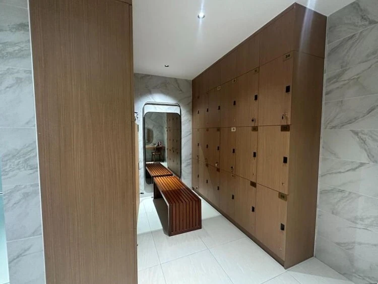 ROYAL RETREAT SPA