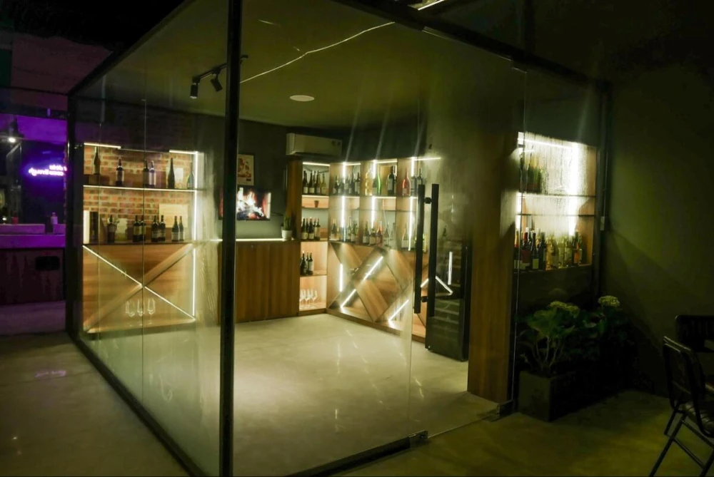 Cáliz Wine Bar