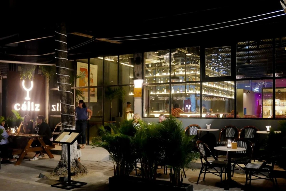 Cáliz Wine Bar