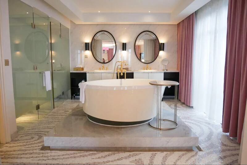 ホイアンホテル