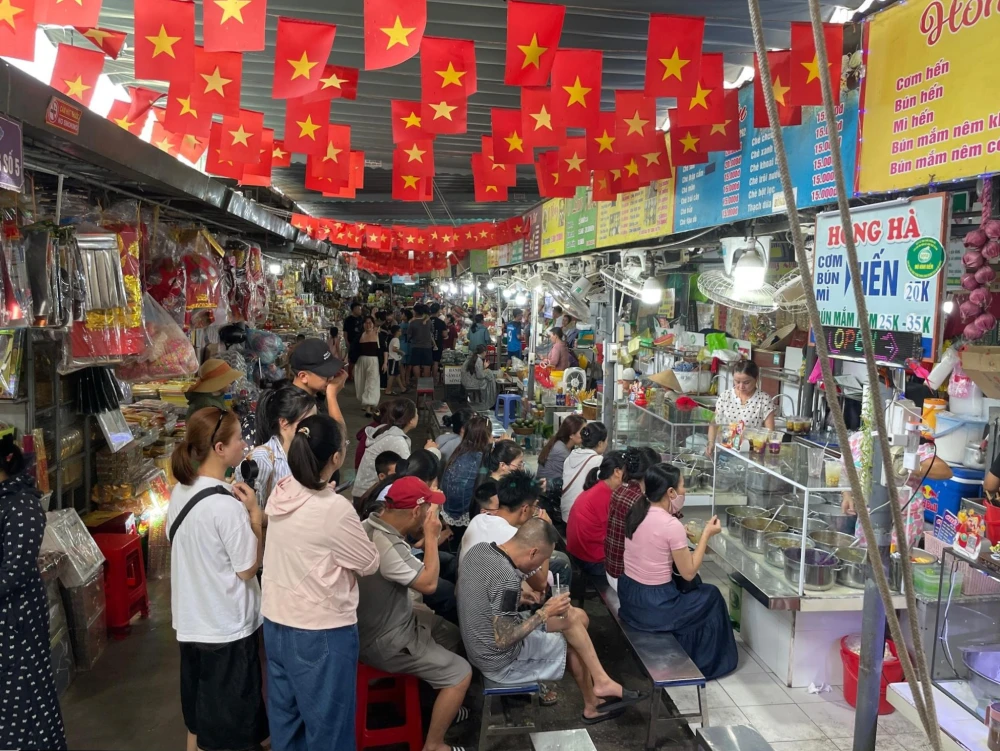 フエ市場