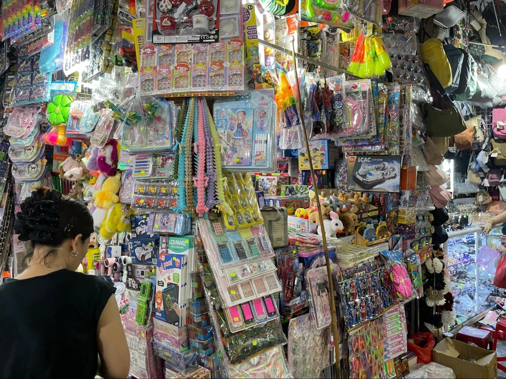 フエ市場