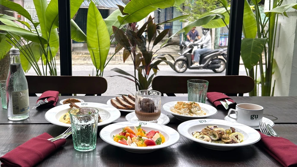 Gụ Wine Bistro（グー ワイン ビストロ）