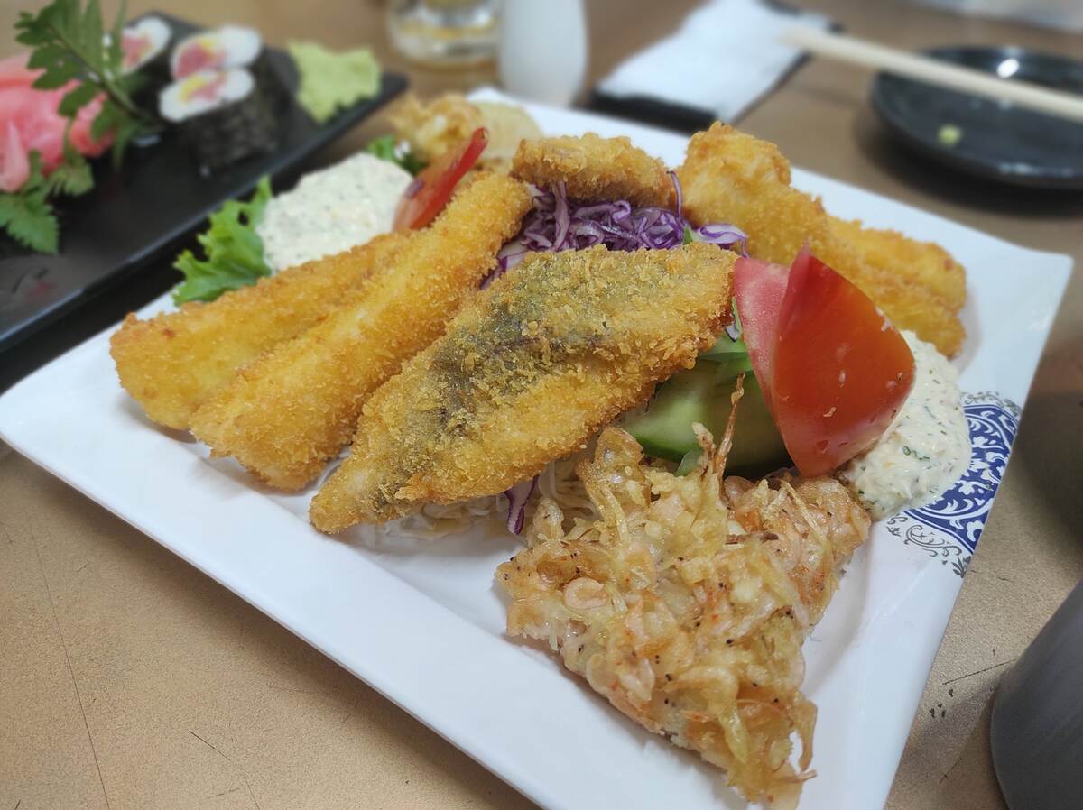 日本食レストラン「ダイナマイトなおき」で９月中は超お得な半年記念コースを実施中