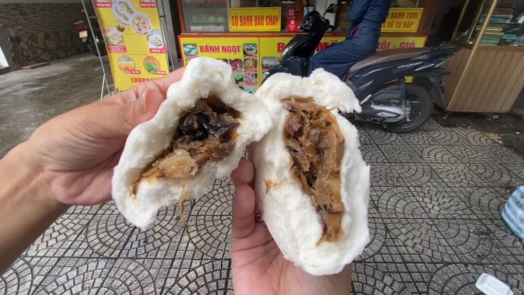 ダナン│寒い雨季にはアヒル肉の肉まんがおやつにおすすめ♪