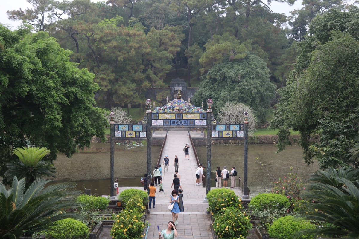 フエ｜ミンマン帝廟～国民に愛され最長の在位期間を誇る皇帝の墓～