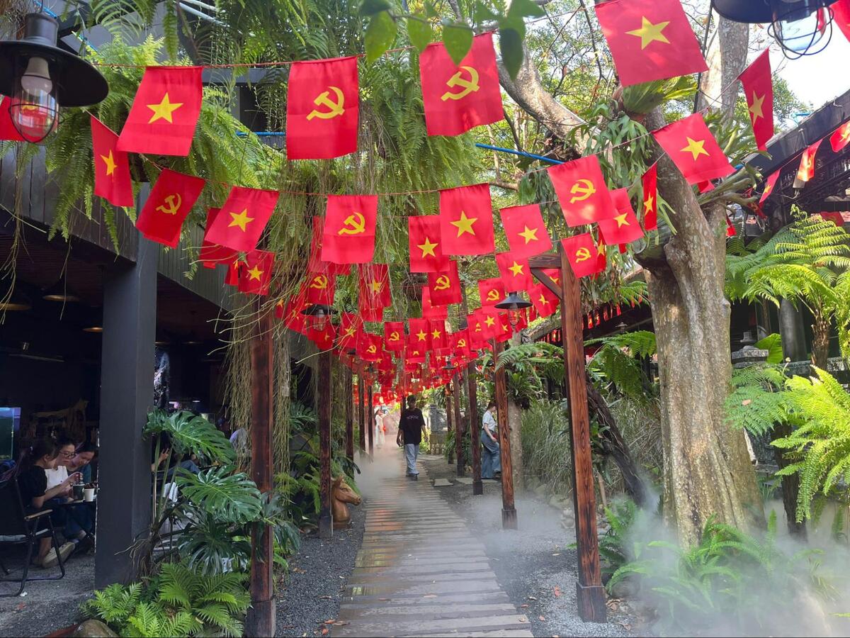 【2025年ゴールデンウィーク】ベトナム南部解放50周年記念はベトナムのお祝いムードを楽しもう