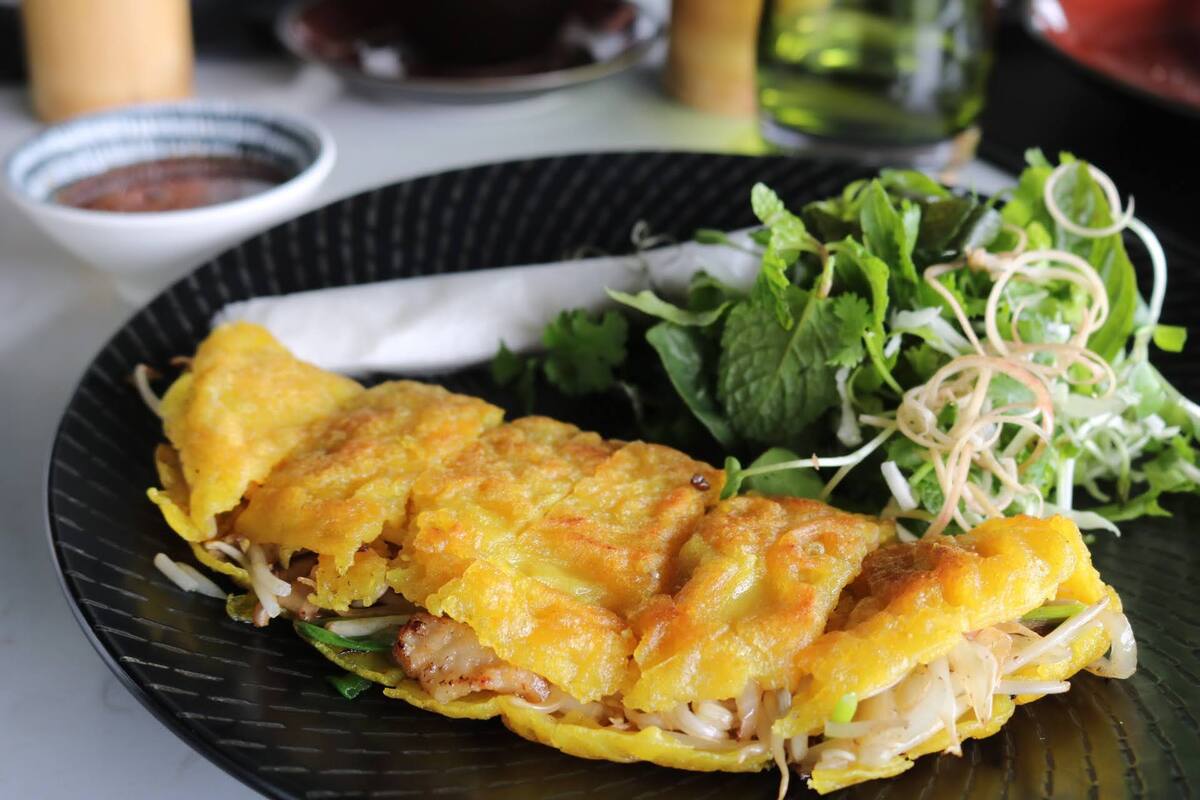 現地ベトナム人が紹介するベトナムお好み焼き「バイセオ」の作り方とおすすめのお店