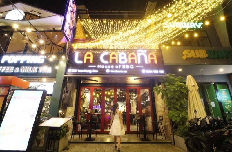 ダナン市内のロケーション抜群！人気ステーキ店La Cabana(ラ・カバナ)