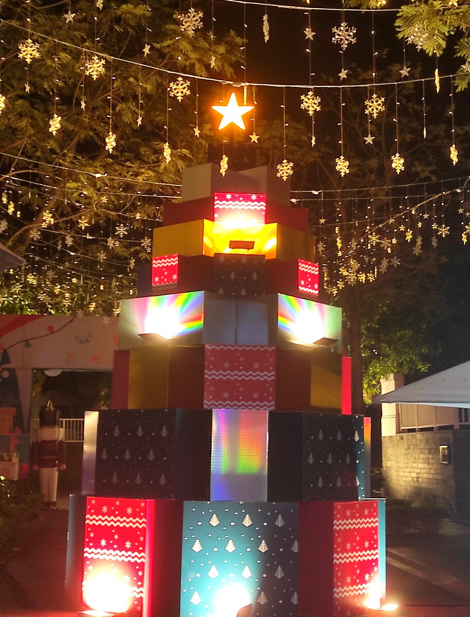 ダナン│2023年クリスマスマーケットが大盛況で閉幕